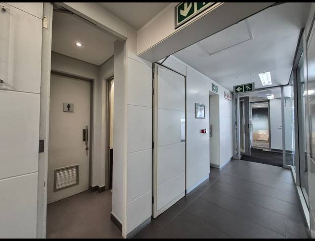 474M² OFFICE TO LET IN ROSEBANK